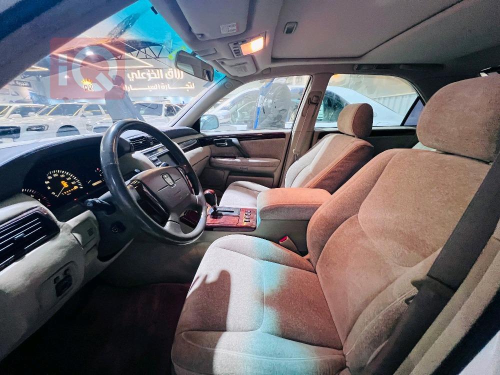 تويوتا كراون